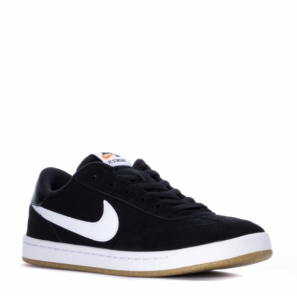 Nike Other - Nike SB Standard Men's Skate Shoe